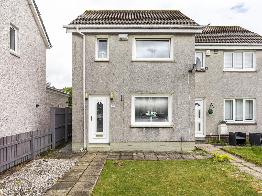 3 bed end terrace house for sale in Burra Gardens, Glasgow G64 Zoopla