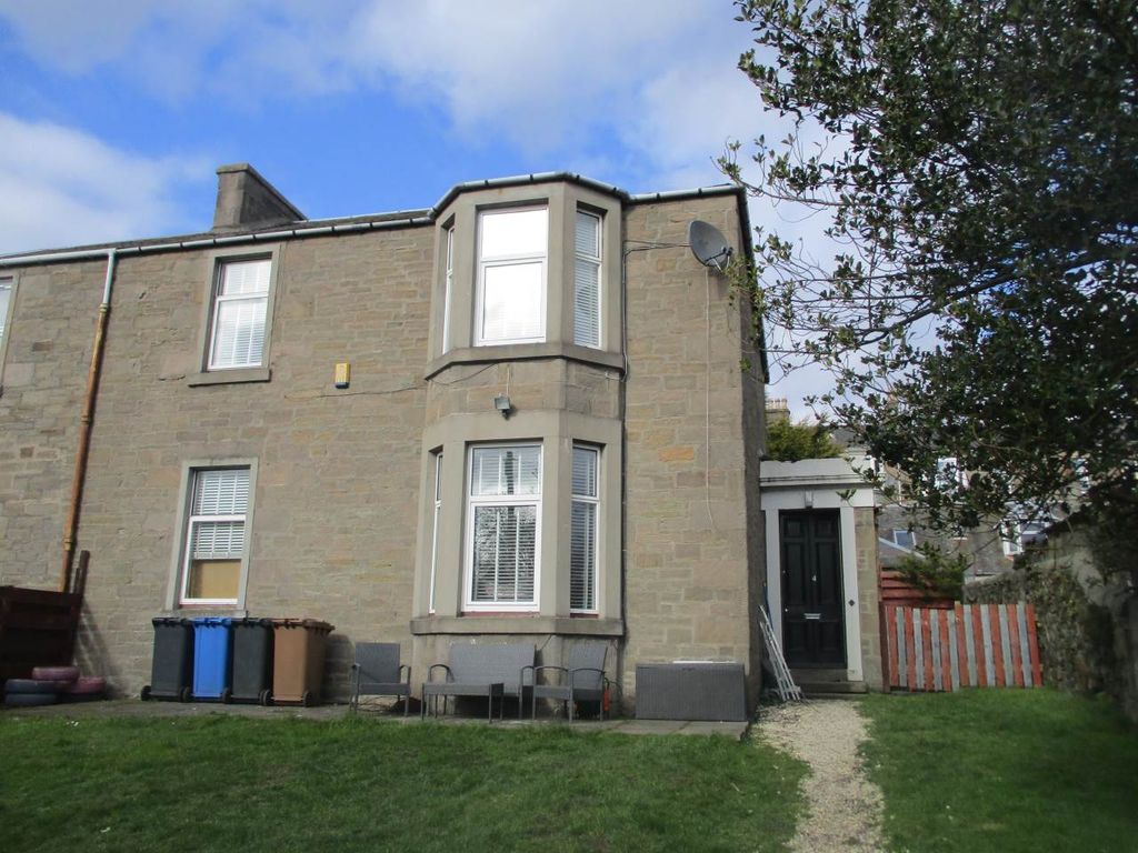 4 bed shared to rent in Mains Loan, Dundee DD4, £1,200 pcm Zoopla
