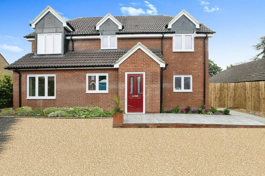 New home, 4 bed detached house for sale in Chalk Hill, Shrewton