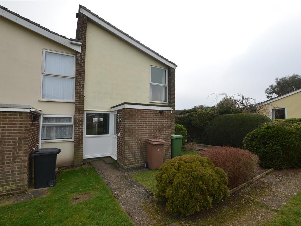 3 bed semidetached house for sale in Gunton Lane, New Costessey