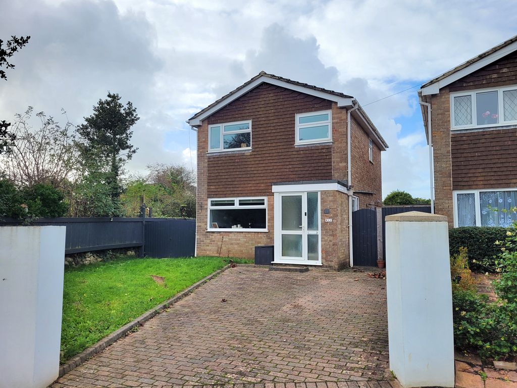 3 bed detached house for sale in Clos Y Grug, Nottage, Porthcawl CF36