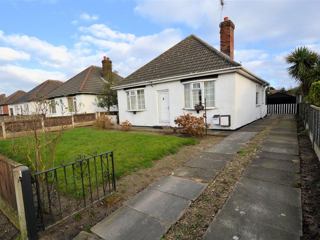 2 bed detached bungalow for sale in Hull Road, Osgodby, Selby YO8, £220,000 Zoopla