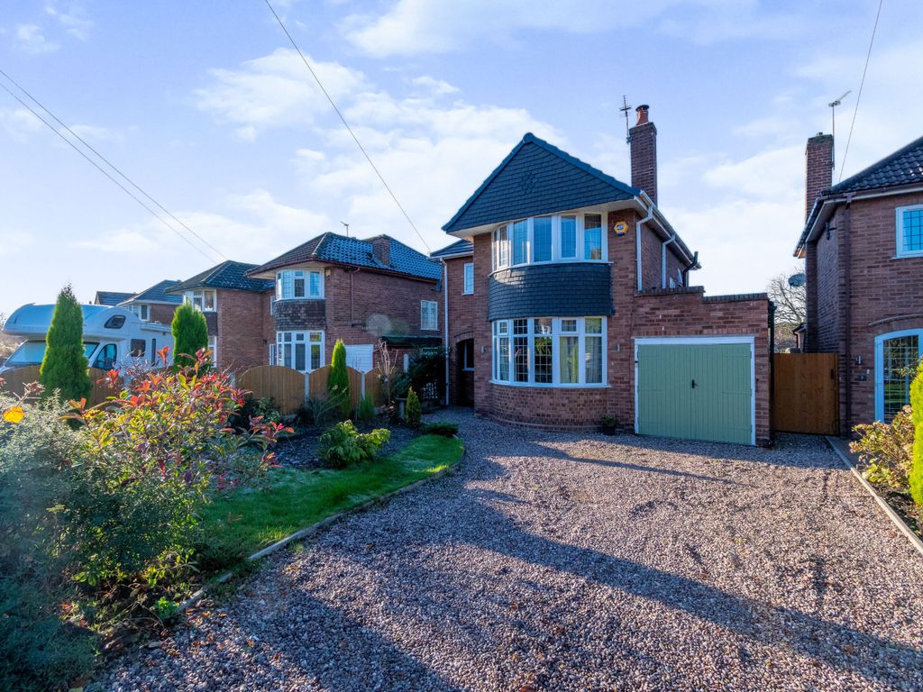 3 bed detached house for sale in Somerset Road, Walsall WS4 Zoopla