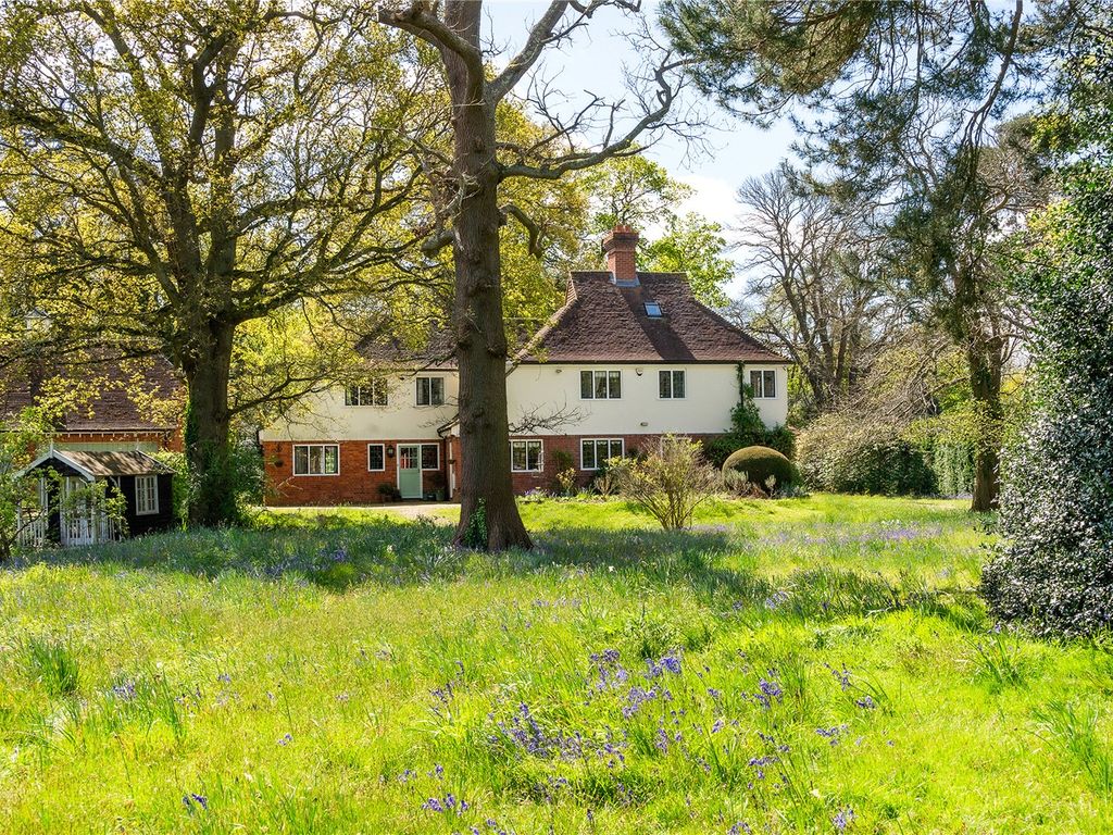 5 bed detached house for sale in Stanlake Lane, Reading