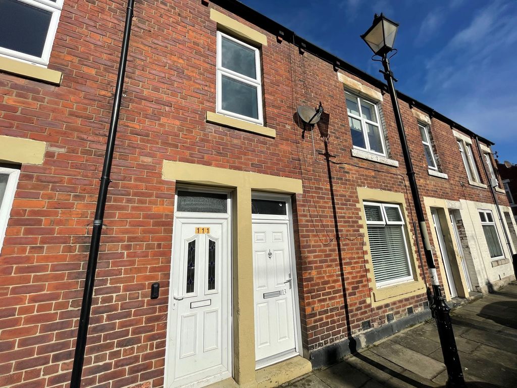 3 bed flat to rent in St. Pauls Road, Jarrow NE32, £475 pcm Zoopla