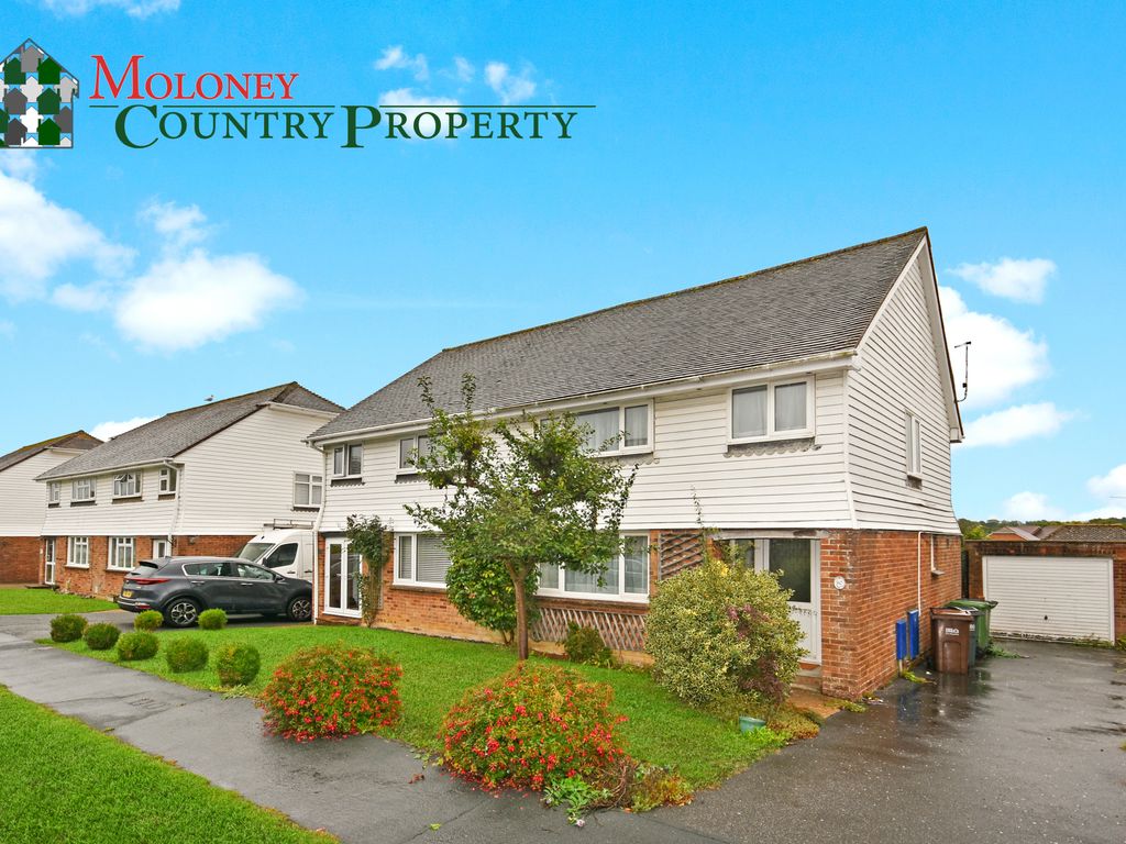 3 bed semidetached house for sale in Heathlands, Westfield, Hastings