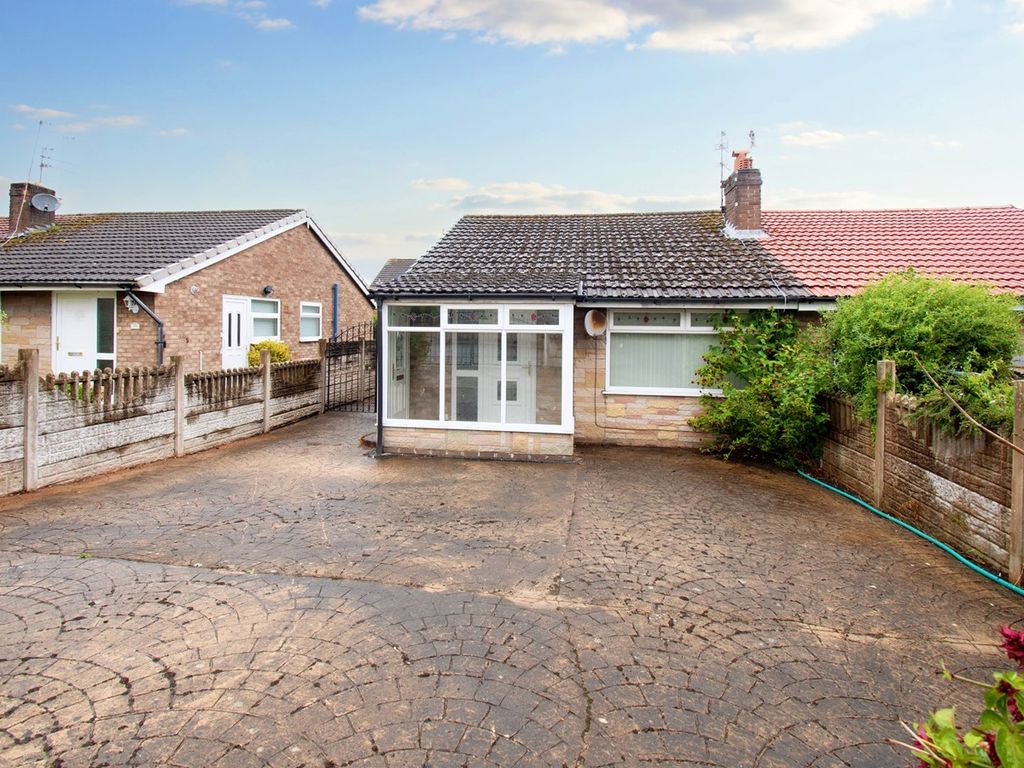 2 bed semidetached bungalow for sale in Eaves Lane, St Helens WA9 Zoopla