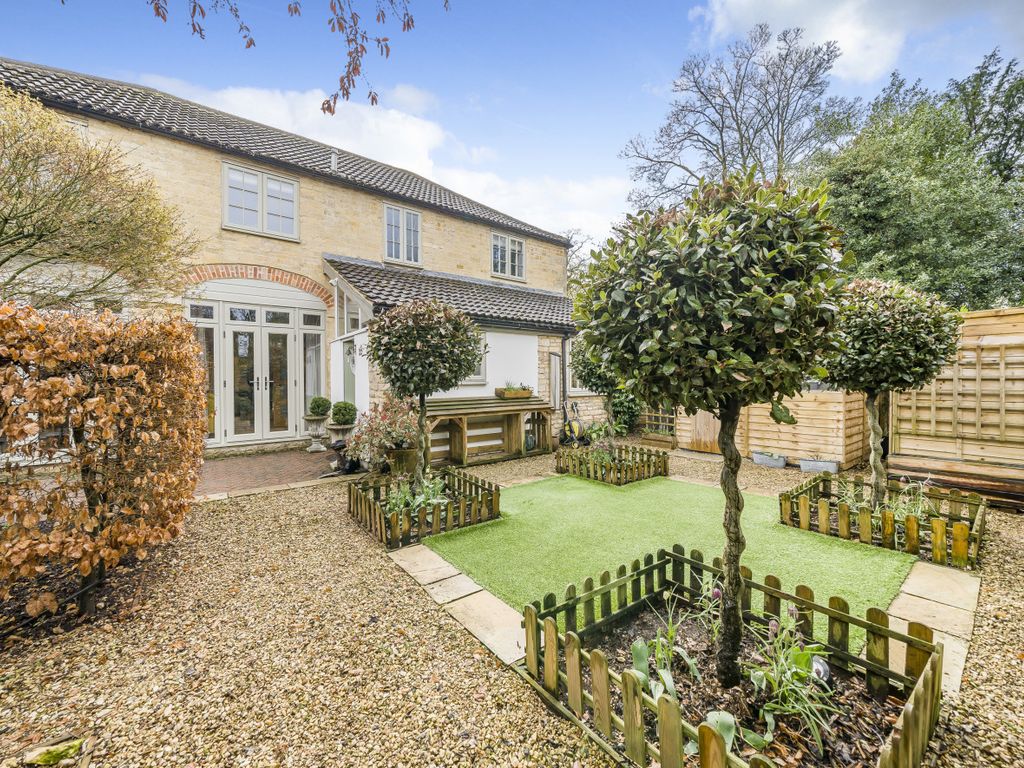 4 bed detached house for sale in Lincoln Road, Fulbeck NG32 Zoopla