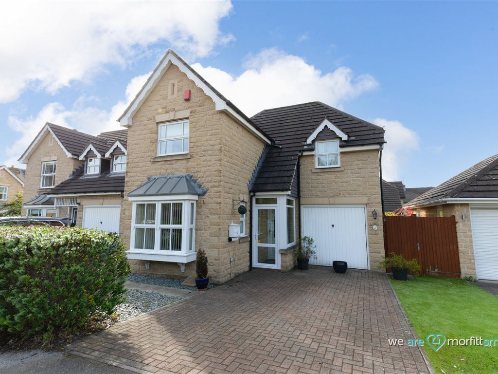 3 bed detached house for sale in Clough Grove, Oughtibridge S35, £