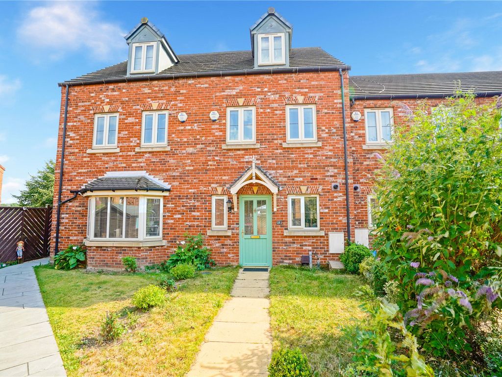 3 bed terraced house for sale in Don Grange, Kilnhurst, Mexborough