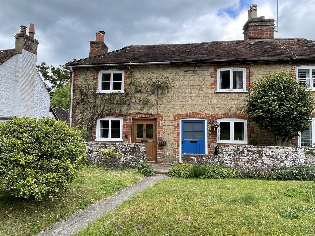 2 bed terraced house to rent in 1 Half Moon Cottages, Petersfield Road