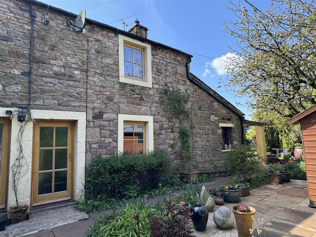 3 bed end terrace house for sale in Yanwath, Penrith CA10, £300,000