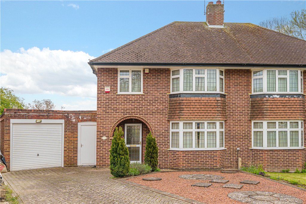 3 bed semidetached house for sale in Kent Gardens, Ruislip, Middlesex