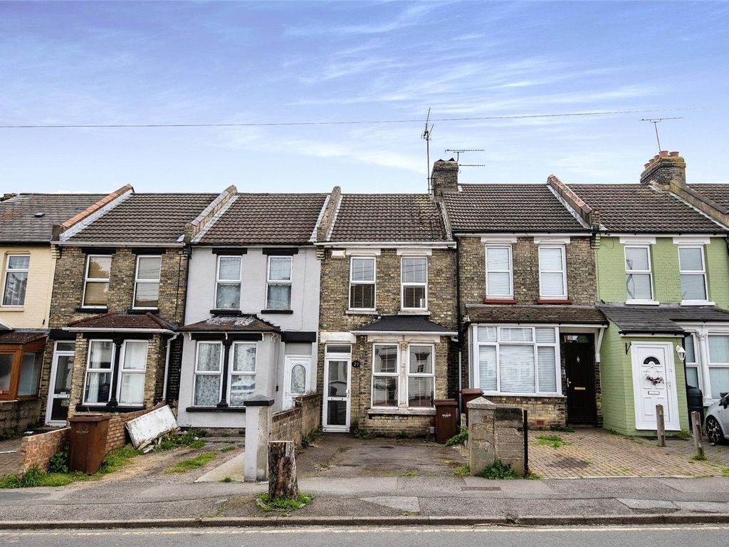 2 bed terraced house for sale in Napier Road, Gillingham, Kent ME7 Zoopla