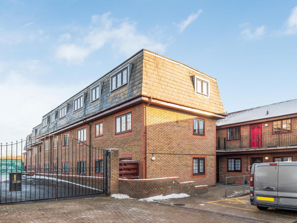 2 bed flat for sale in Southend House, Footscray Road, Eltham SE9 Zoopla