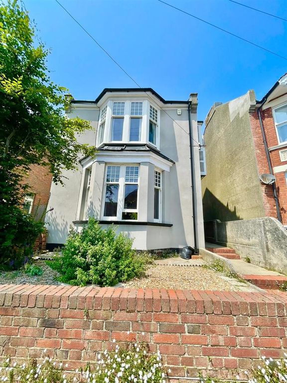 3 bed detached house for sale in Clive Avenue, Hastings TN35 Zoopla