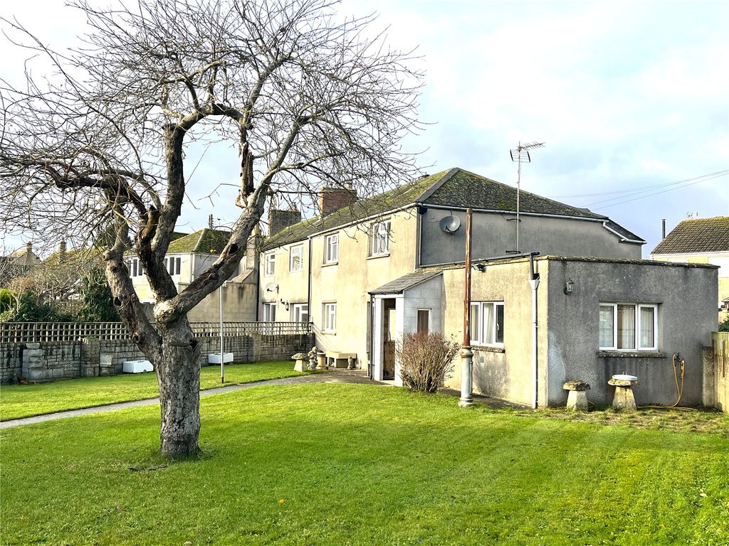 3 bed detached house for sale in West End Gardens, Fairford, Gloucestershire GL7, £375,000 Zoopla