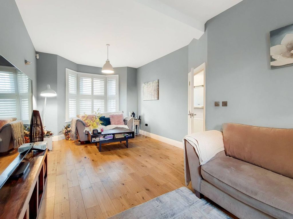 East Road, Stratford, London E15  