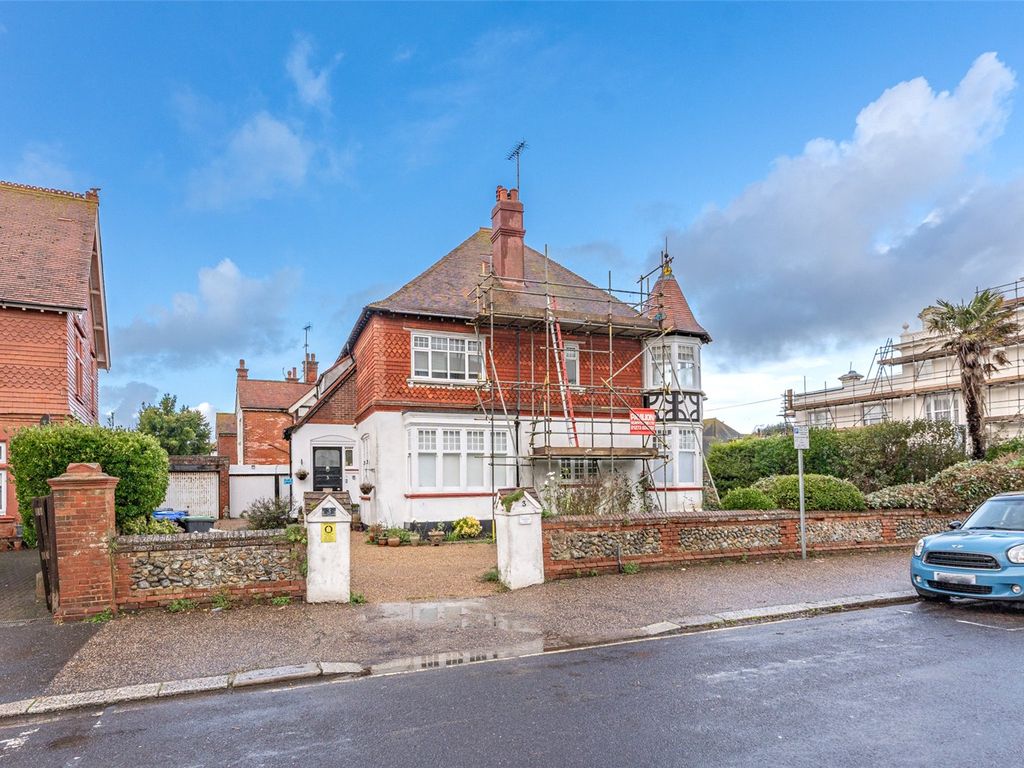 2 bed flat for sale in Heene Road, Worthing, West Sussex BN11, £225,000 Zoopla