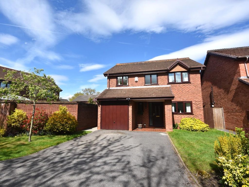 4 bed detached house for sale in Cheltenham Close, Great Sankey