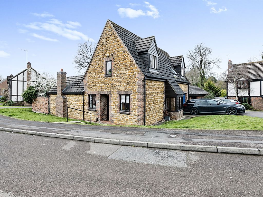 3 bed detached house for sale in Duston Wildes, Northampton NN5 Zoopla