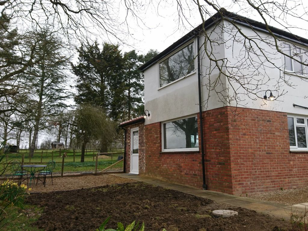 1 bed cottage to rent in Roman Road, Marsh Green, Edenbridge TN8, £