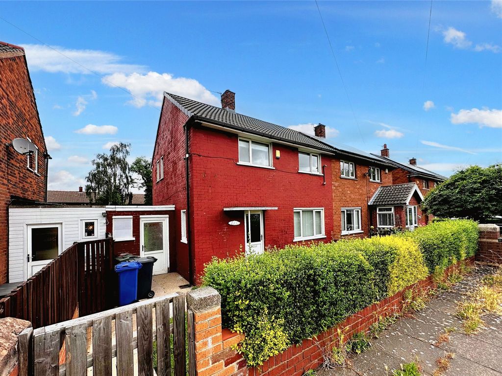 3 bed semidetached house for sale in Lindhurst Road, Barnsley, South