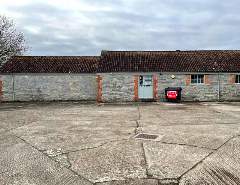 Office to let in Monks Dairy Monks Dairy Isle