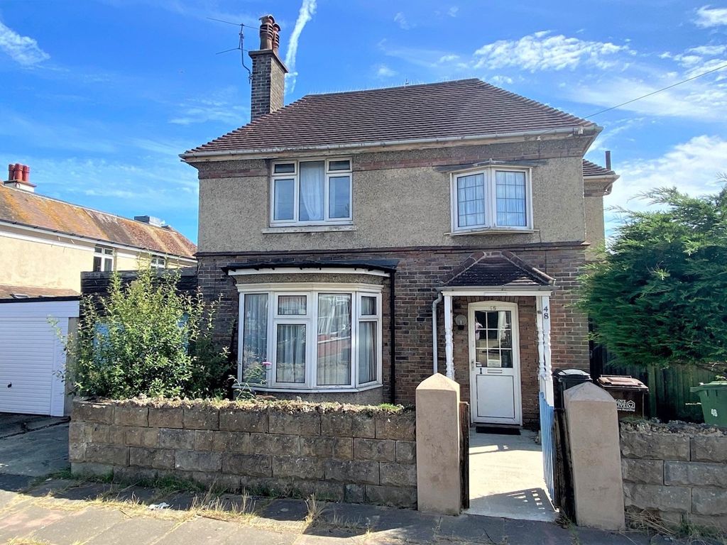3 bed detached house for sale in Jameson Road, BexhillOnSea TN40, £