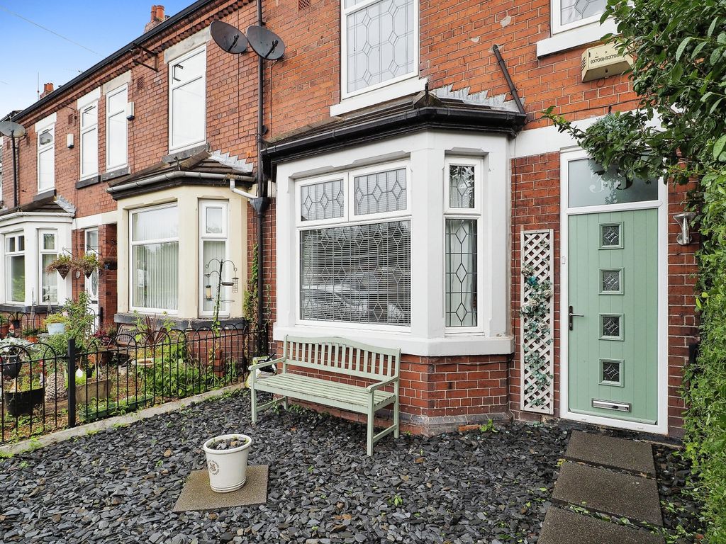 3 bed terraced house for sale in Railway Terrace, Pontefract WF9, £