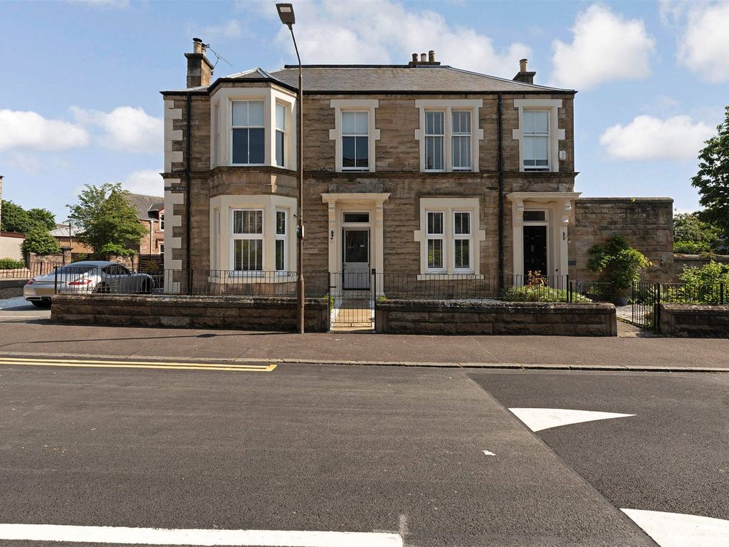 3 bed flat for sale in Glebe Terrace, Alloa, Clackmannanshire FK10 Zoopla