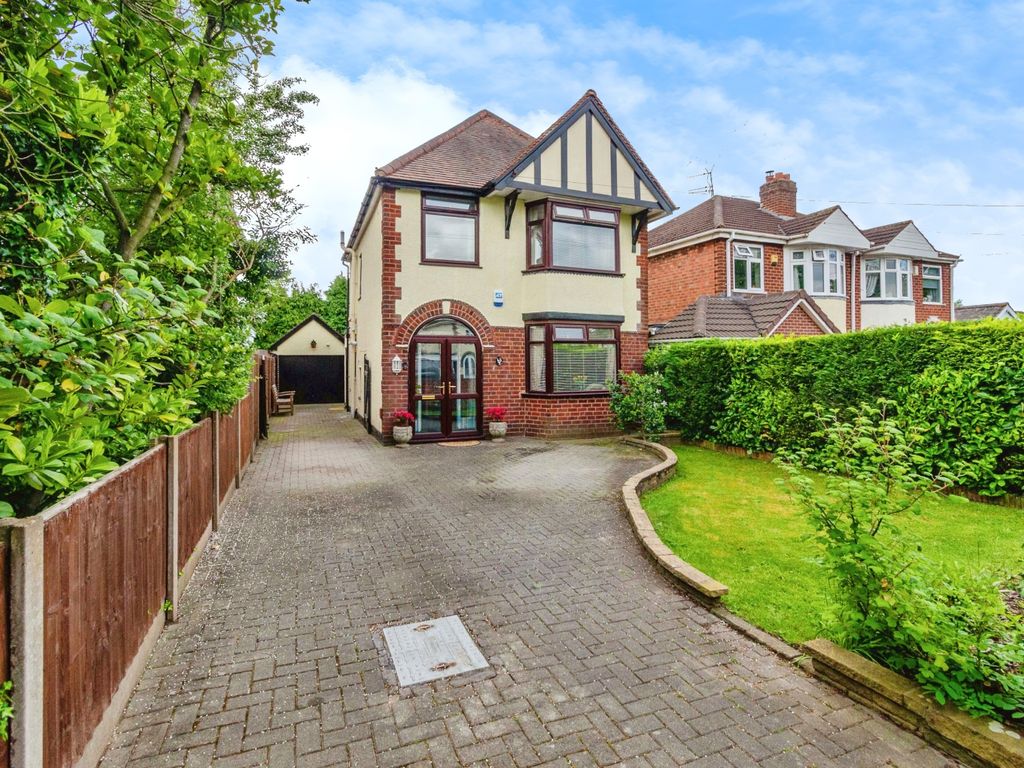 3 bed detached house for sale in Broad Lane South, Wednesfield