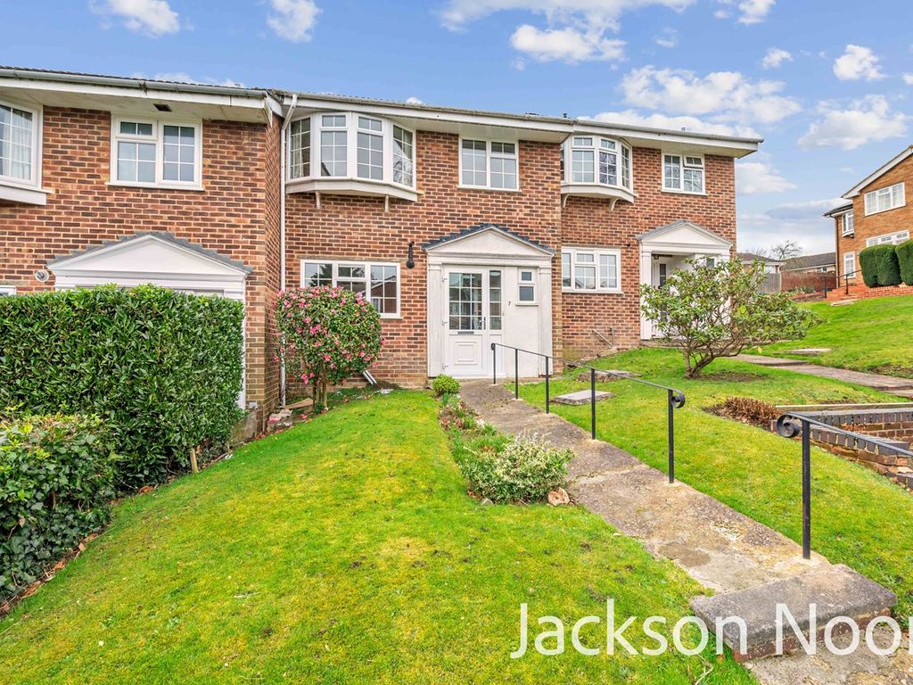 3 bed terraced house for sale in St Marys Close, Chessington KT9, £