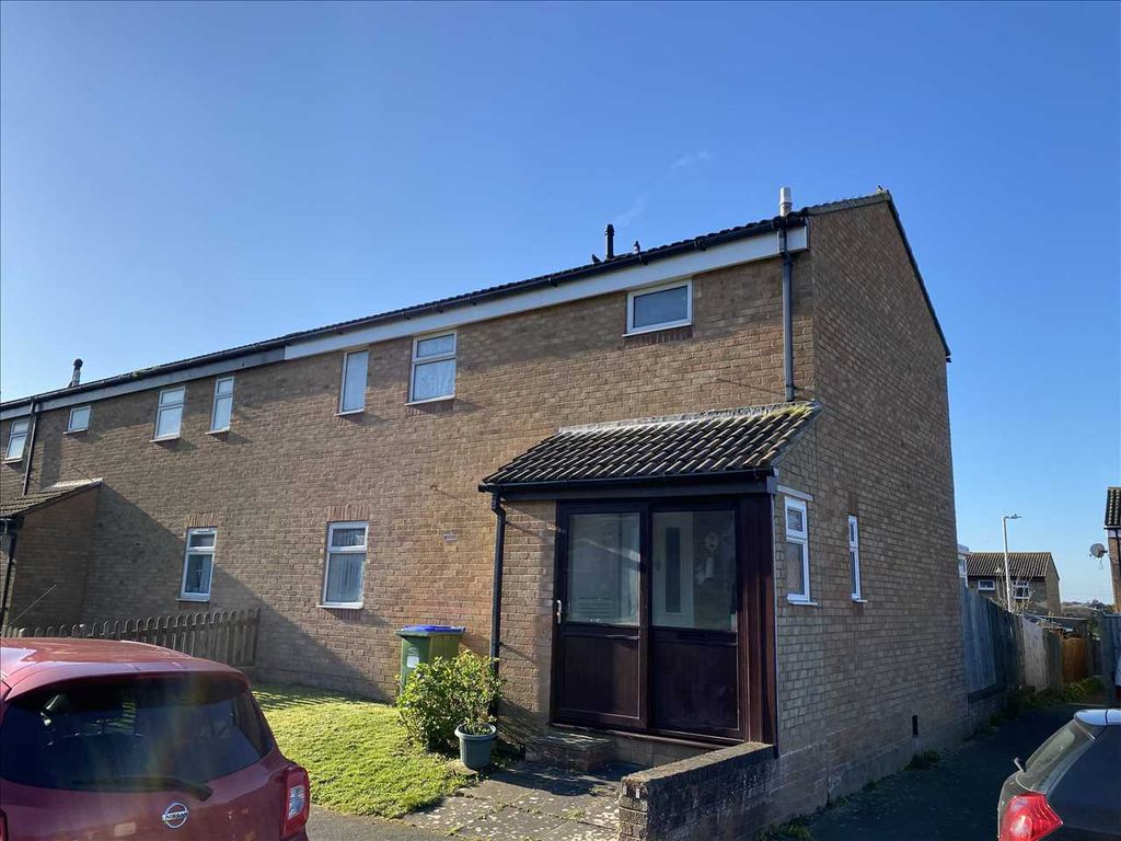 3 bed property for sale in Cinque Foil, Peacehaven BN10 Zoopla