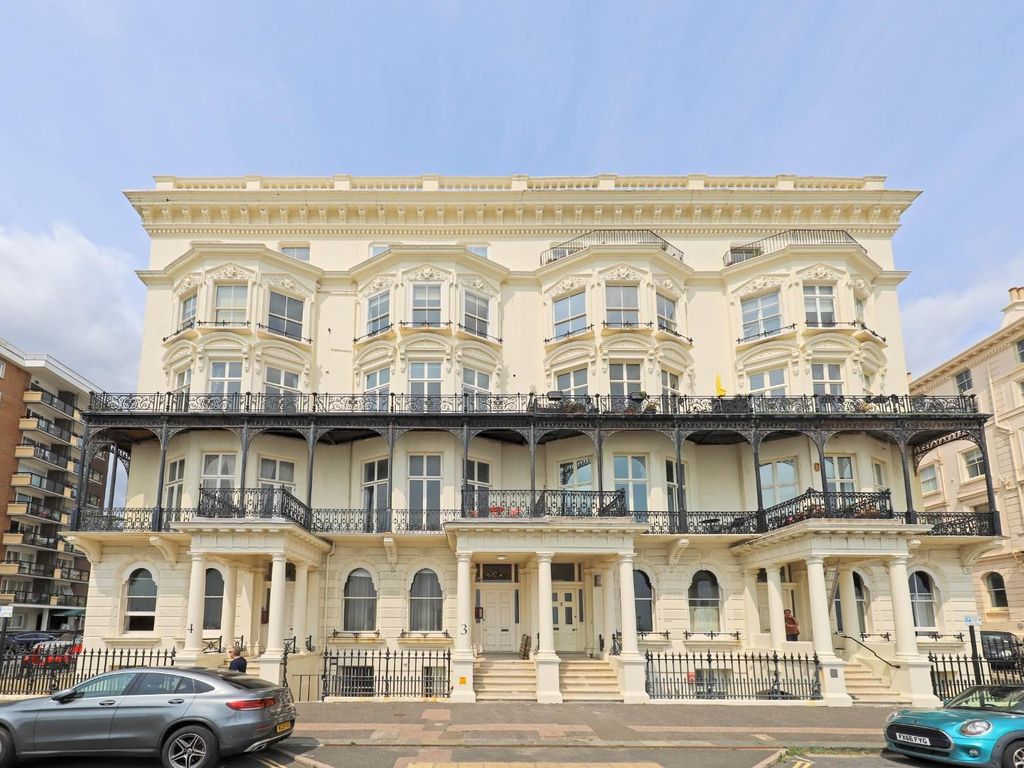 2 bed flat for sale in Adelaide Mansions, Hove BN3, £325,000 Zoopla