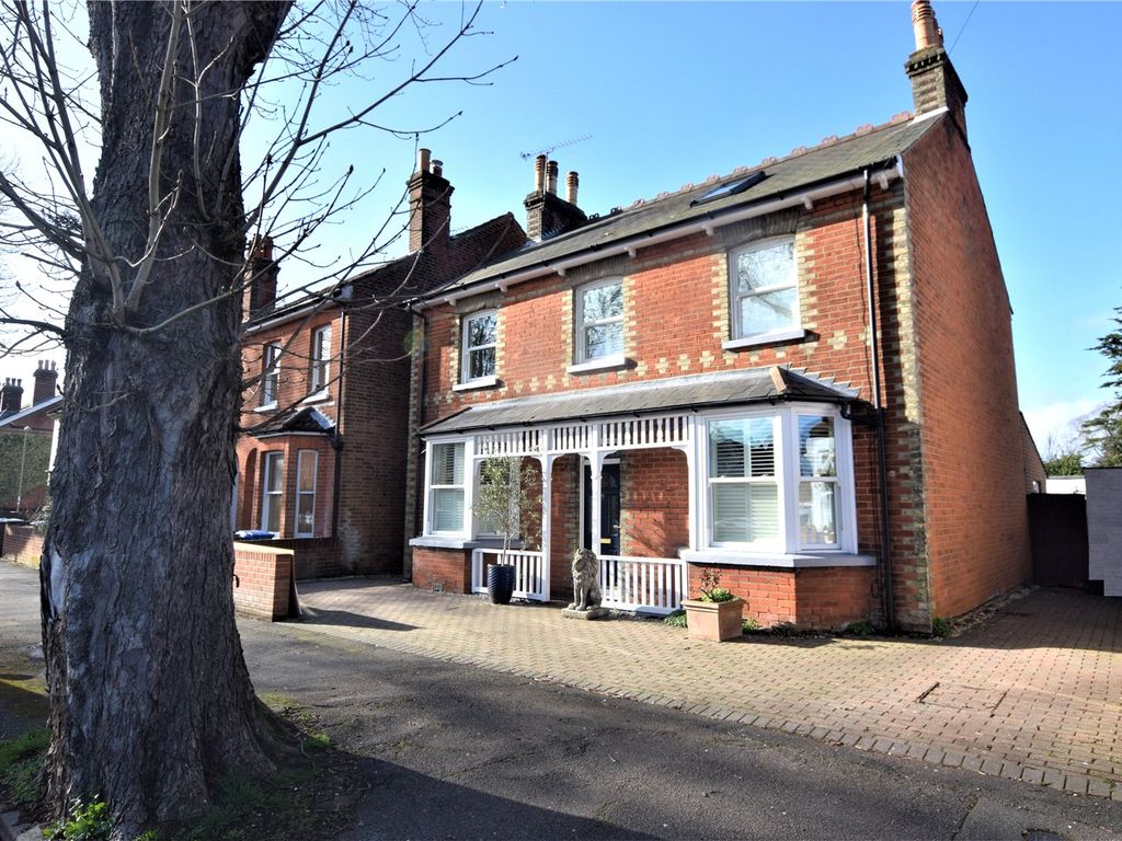 5 bed detached house for sale in Netley Street, Farnborough, Hampshire
