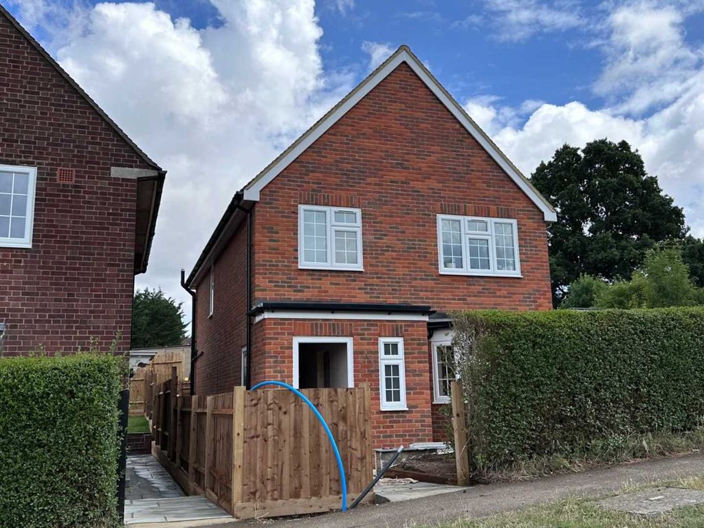 3 bed detached house for sale in Brand New Oliver Road, Hemel Hempstead