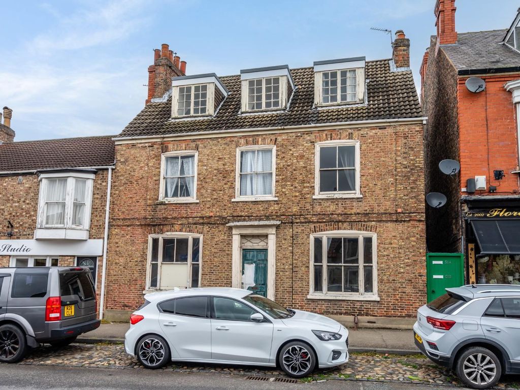 5 bed detached house for sale in Front Street, York YO24, £