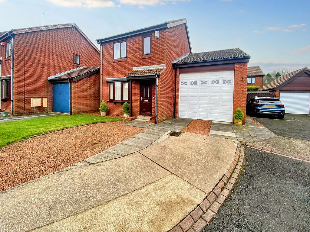 3 bed detached house for sale in Underwood Grove, Cramlington NE23, £