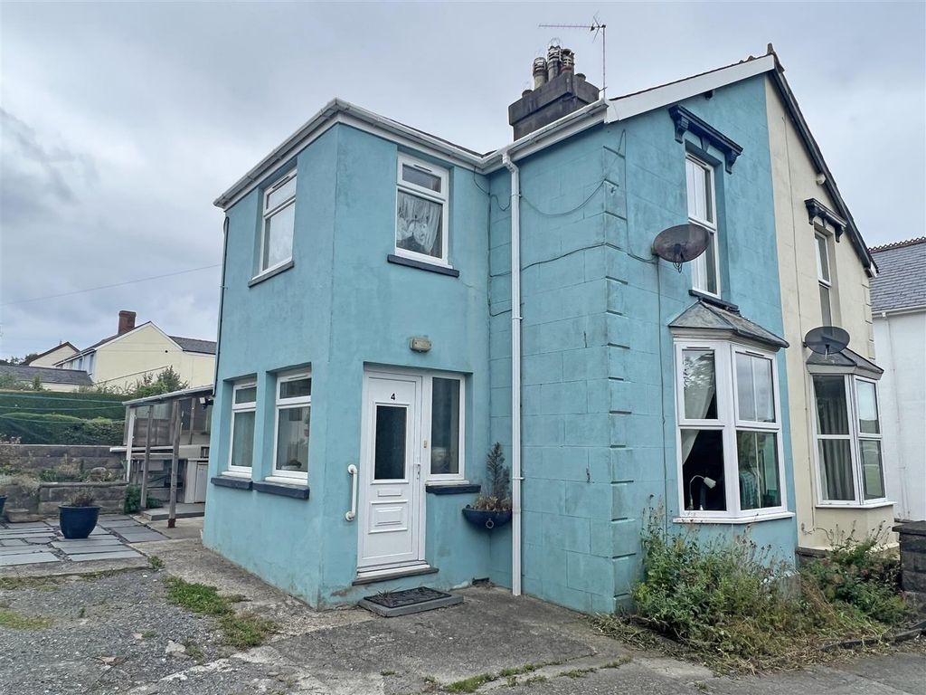 2 bed property for sale in Bryn Place, Penparcau, Aberystwyth SY23 Zoopla
