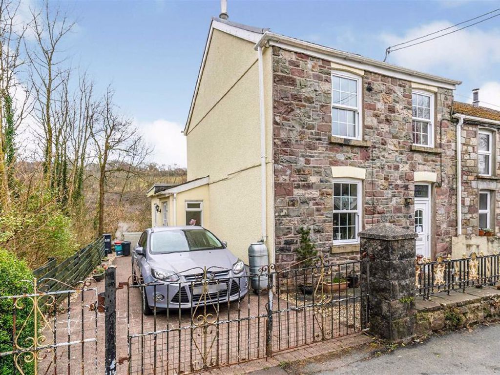 3 bed end terrace house for sale in Abercrave Villas, Heol Tawe