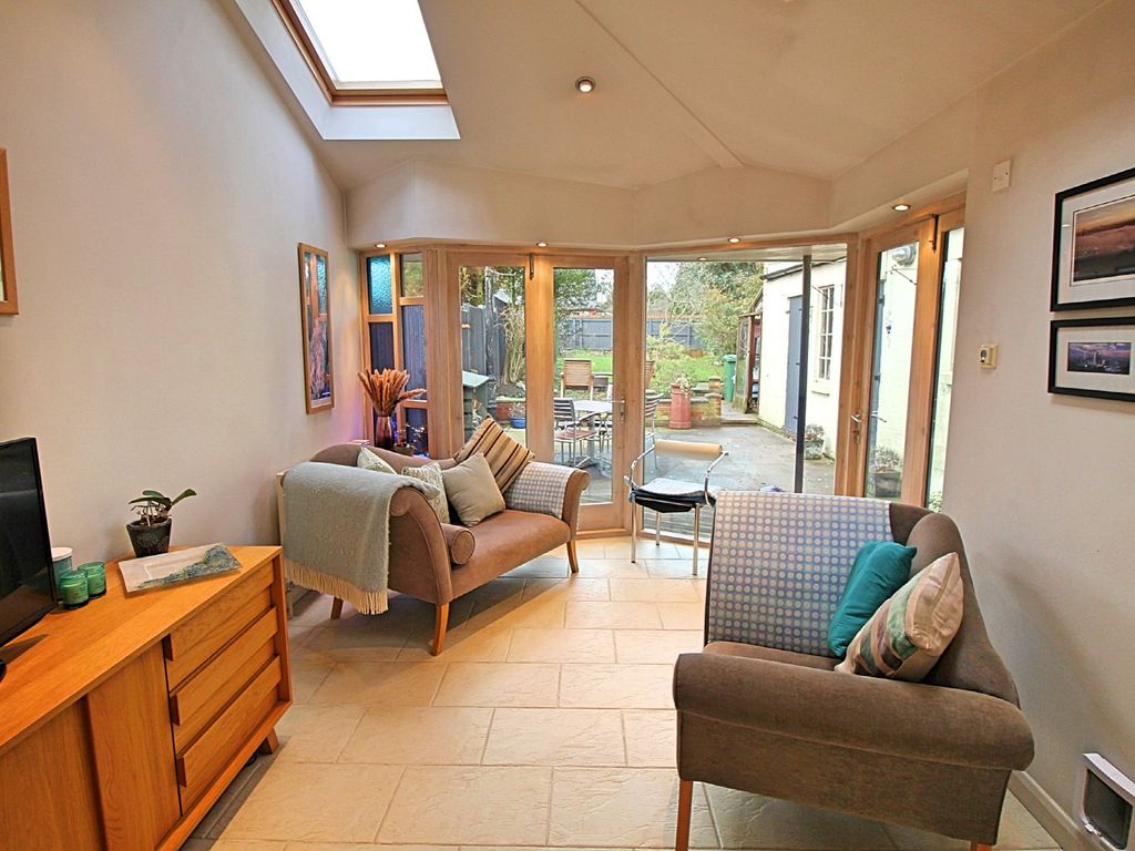 3 bed semidetached house for sale in Moat Street, Wigston LE18 Zoopla