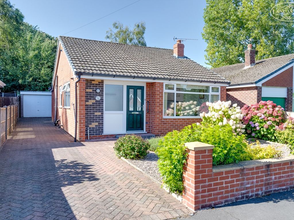 2 bed detached bungalow for sale in Ashfield Drive, Aspull, Wigan WN2