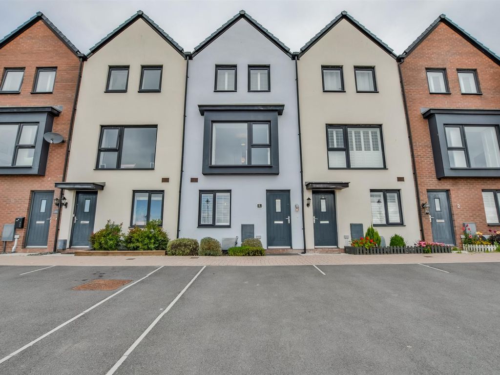 4 bed terraced house for sale in Y Rhodfa, Barry CF63 Zoopla