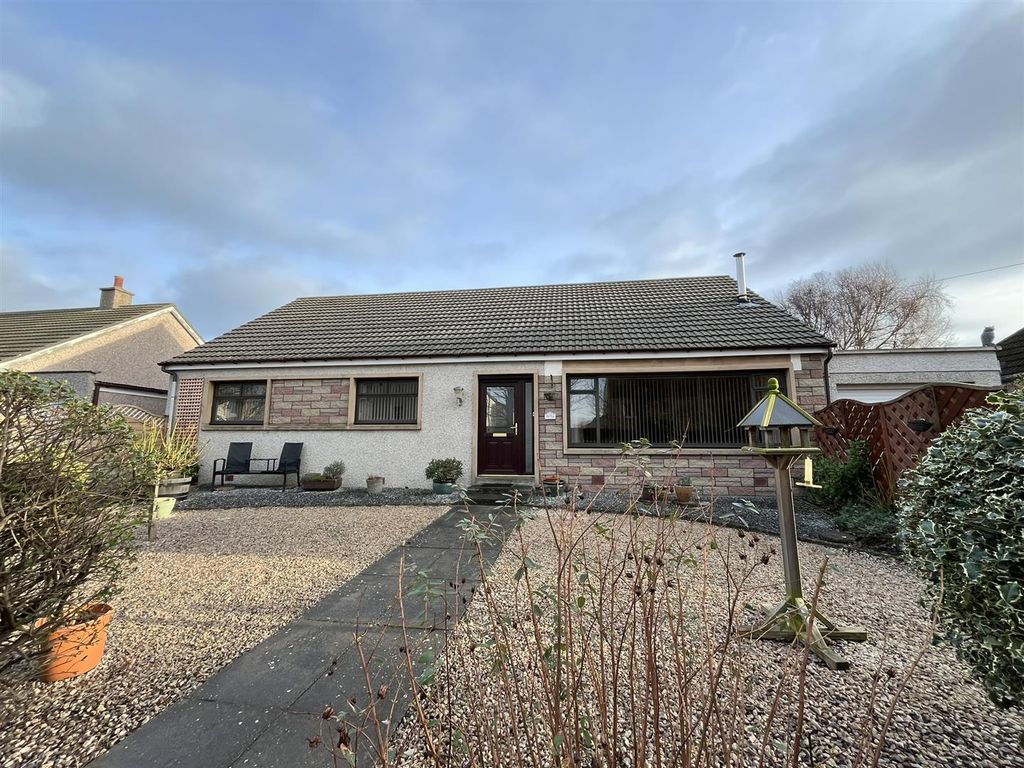 4 bed detached bungalow for sale in Dunbar Street, Lossiemouth IV31, £