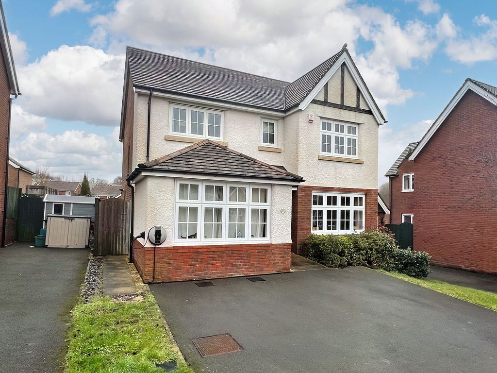 4 bed detached house for sale in Heron Drive, Penallta CF82 Zoopla