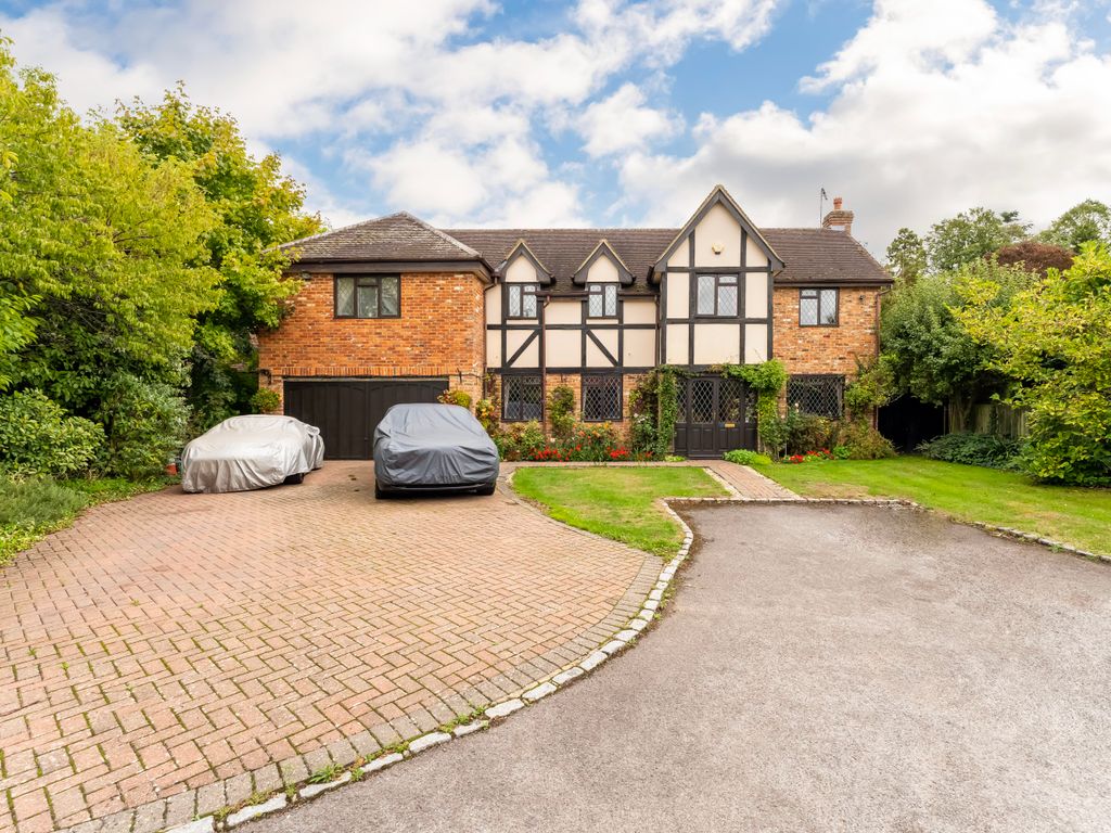 Honeysuckle Close, Iver SL0  