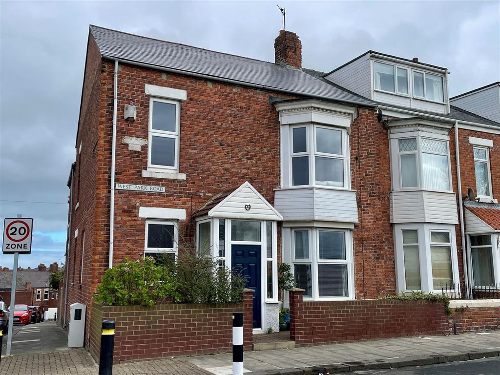 4 bed end terrace house for sale in West Park Road, South Shields NE33