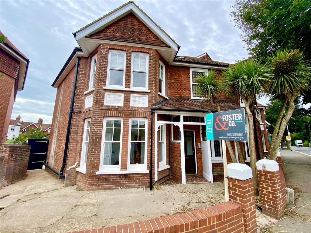 Studio to rent in Dyke Road, Hove BN3 Zoopla
