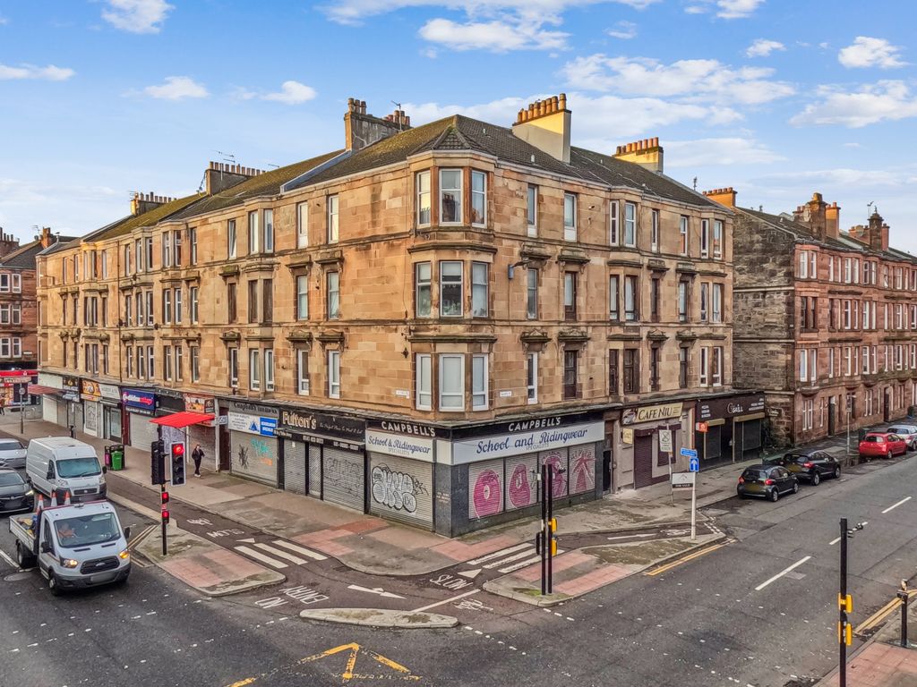 2 bed flat for sale in Calder Street, Govanhill, Glasgow G42, £149,000